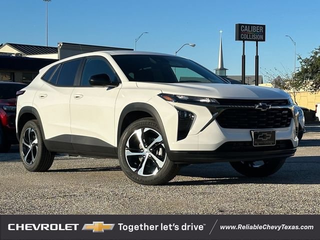 2026 Chevrolet Trax RS - Photo 2