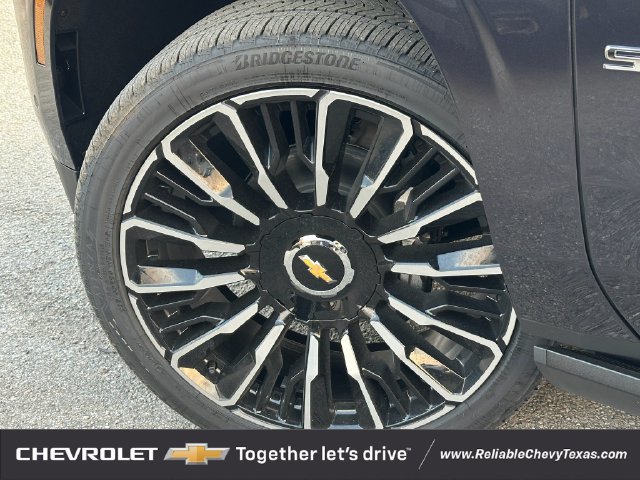 2026 Chevrolet Suburban High Country - Photo 9