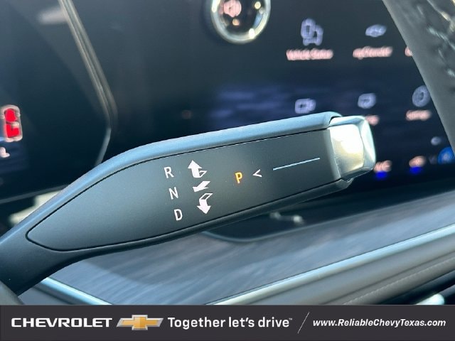 2026 Chevrolet Suburban LT - Photo 17