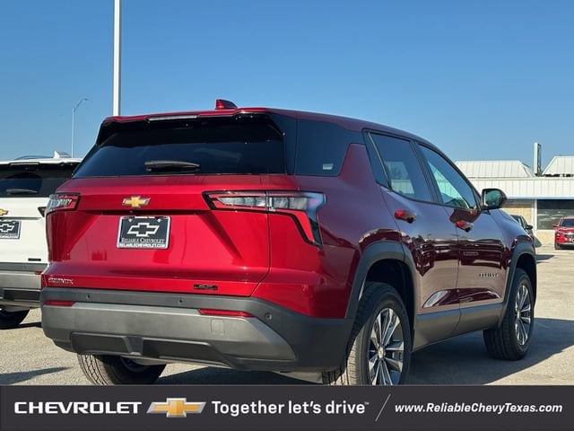 2027 Chevrolet Equinox LT - Photo 4