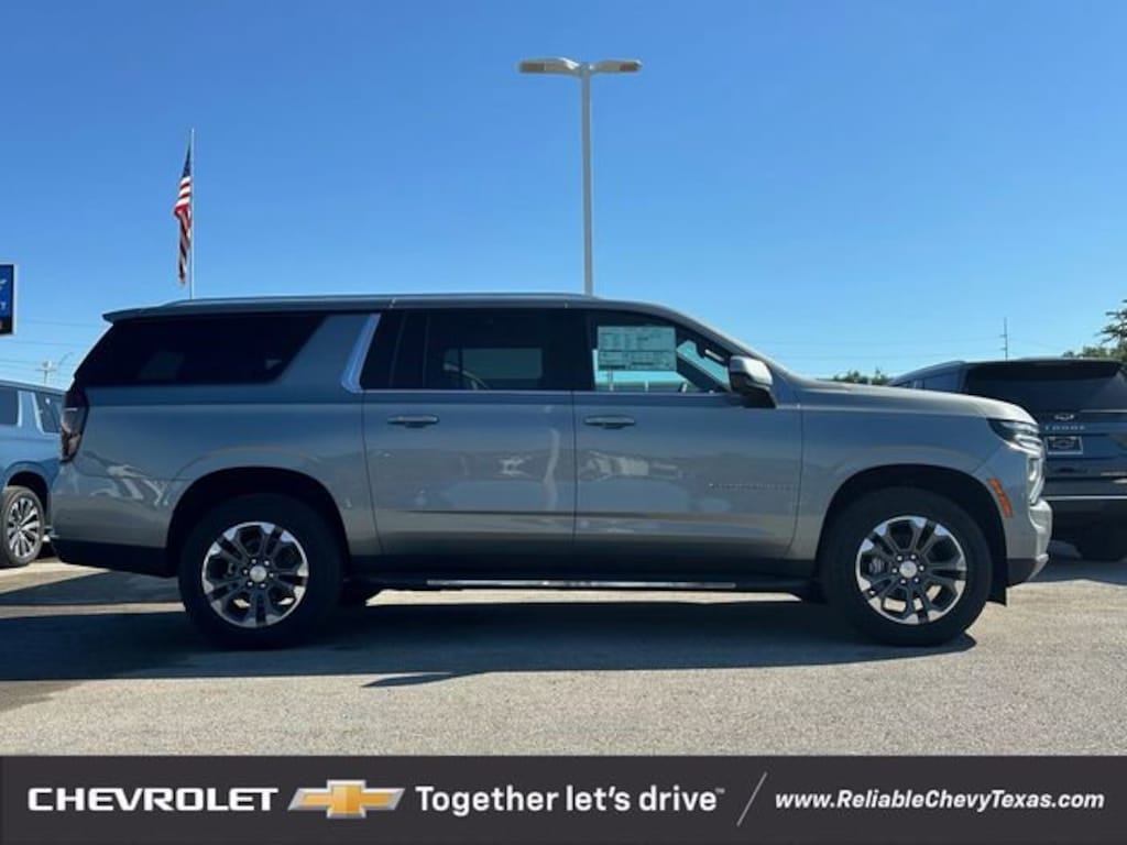 New 2025 Chevrolet Suburban LS SUV