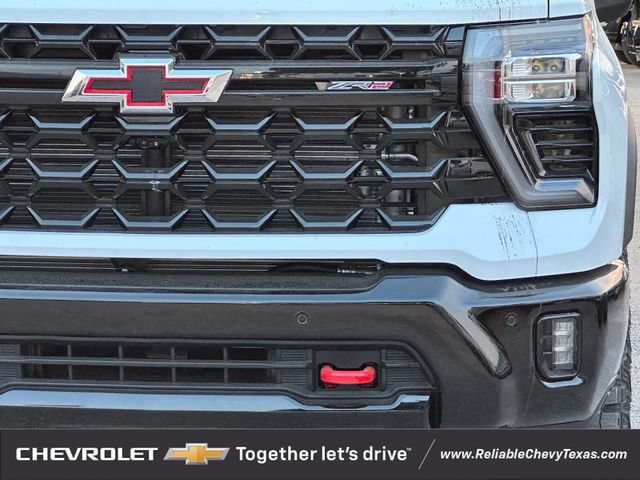 2026 Chevrolet Silverado 2500 HD ZR2 - Photo 9