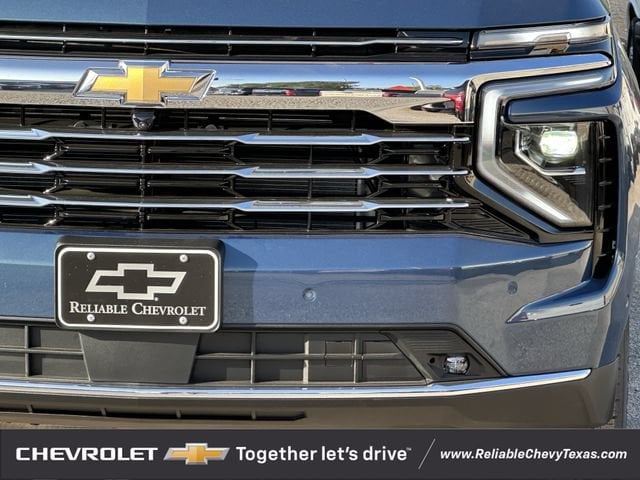 2026 Chevrolet Suburban LT - Photo 10
