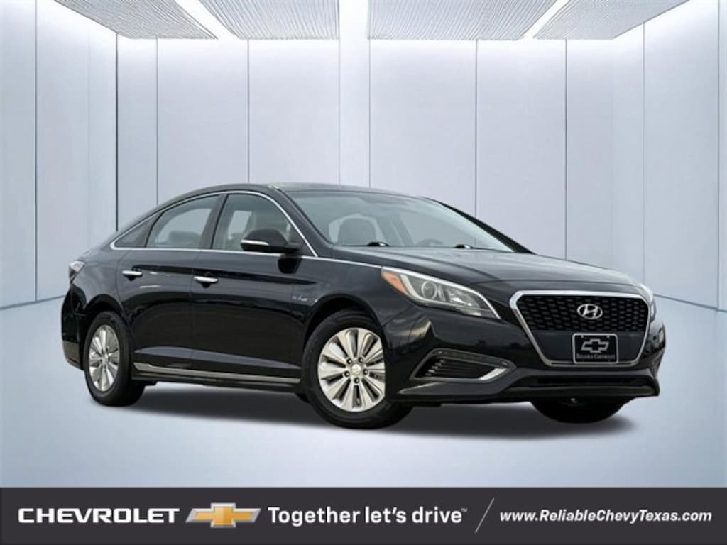 Used 2016 Hyundai Sonata Hybrid SE Sedan