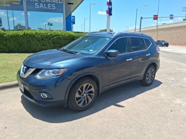 Used 2016 Nissan Rogue SL with VIN 5N1AT2MT1GC852633 for sale in Richardson, TX