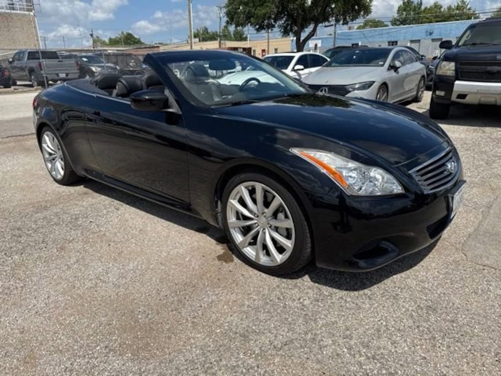Used 2010 INFINITI G37 Convertible Base Convertible
