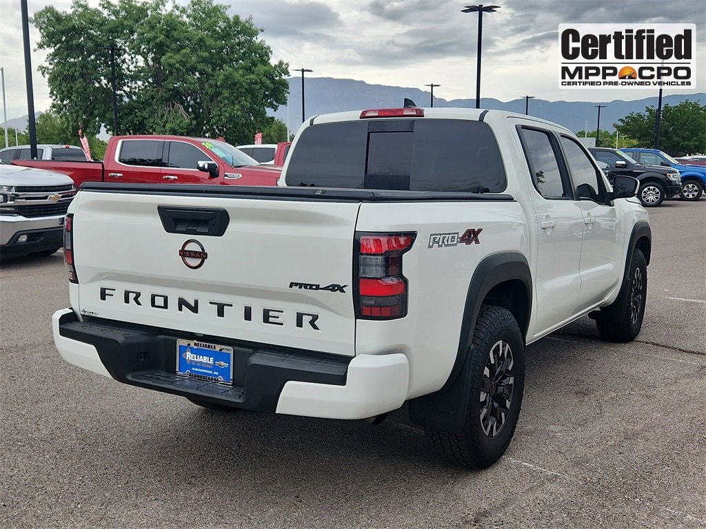 Frontier Crew Cab PRO-4X