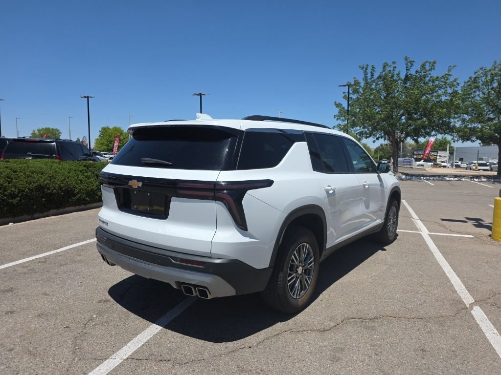 2025 Chevrolet Traverse LT - Photo 7