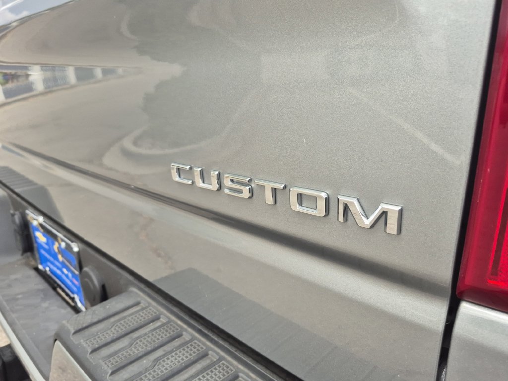2025 Chevrolet Silverado 1500 Custom - Photo 14