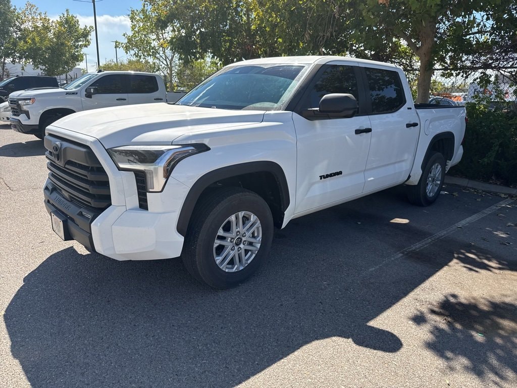 2024 Toyota Tundra SR5 photo 4