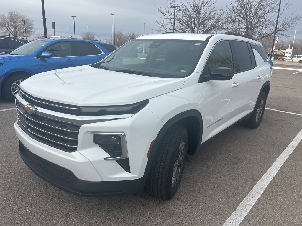 Certified 2025 Chevrolet Traverse LT SUV