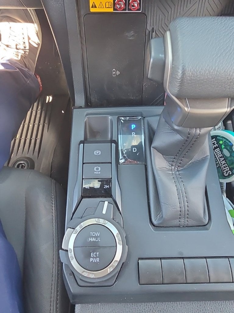 2024 Toyota Tacoma SR5 - Photo 20