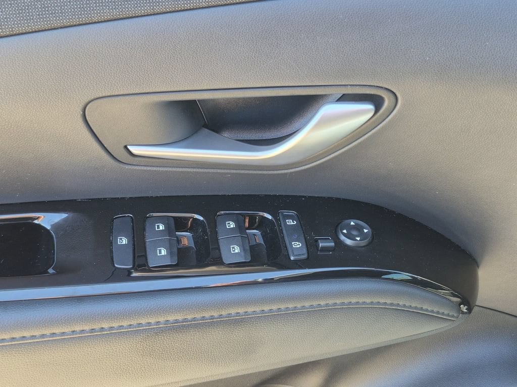 2024 Hyundai Santa Cruz Limited - Photo 7