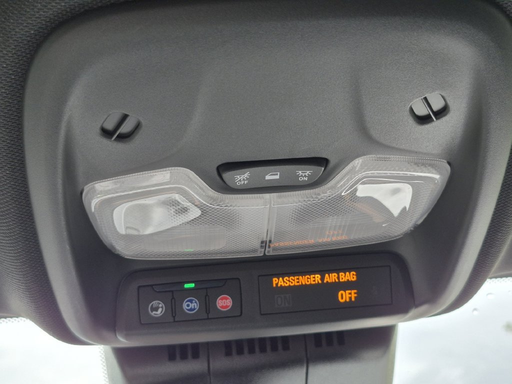 2024 Chevrolet Colorado LT - Photo 16