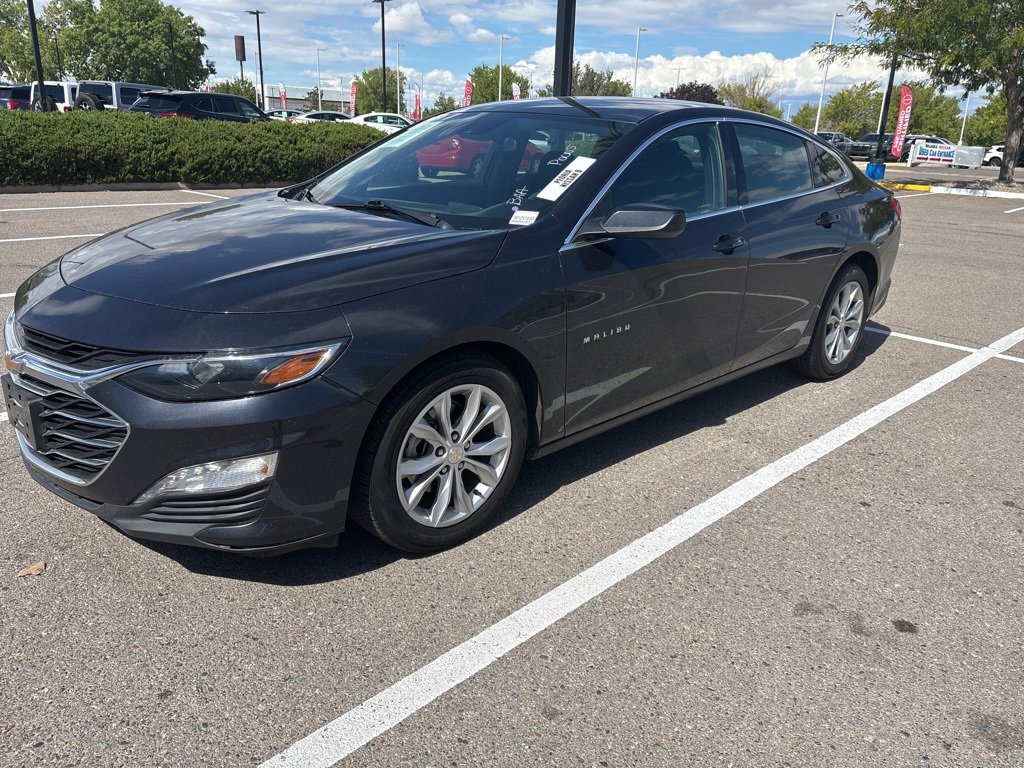 2023 Chevrolet Malibu 1LT photo 2
