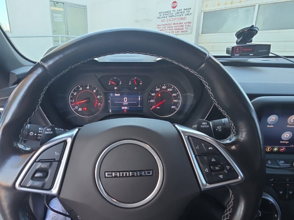 2021 Chevrolet Camaro LT1 - Photo 18