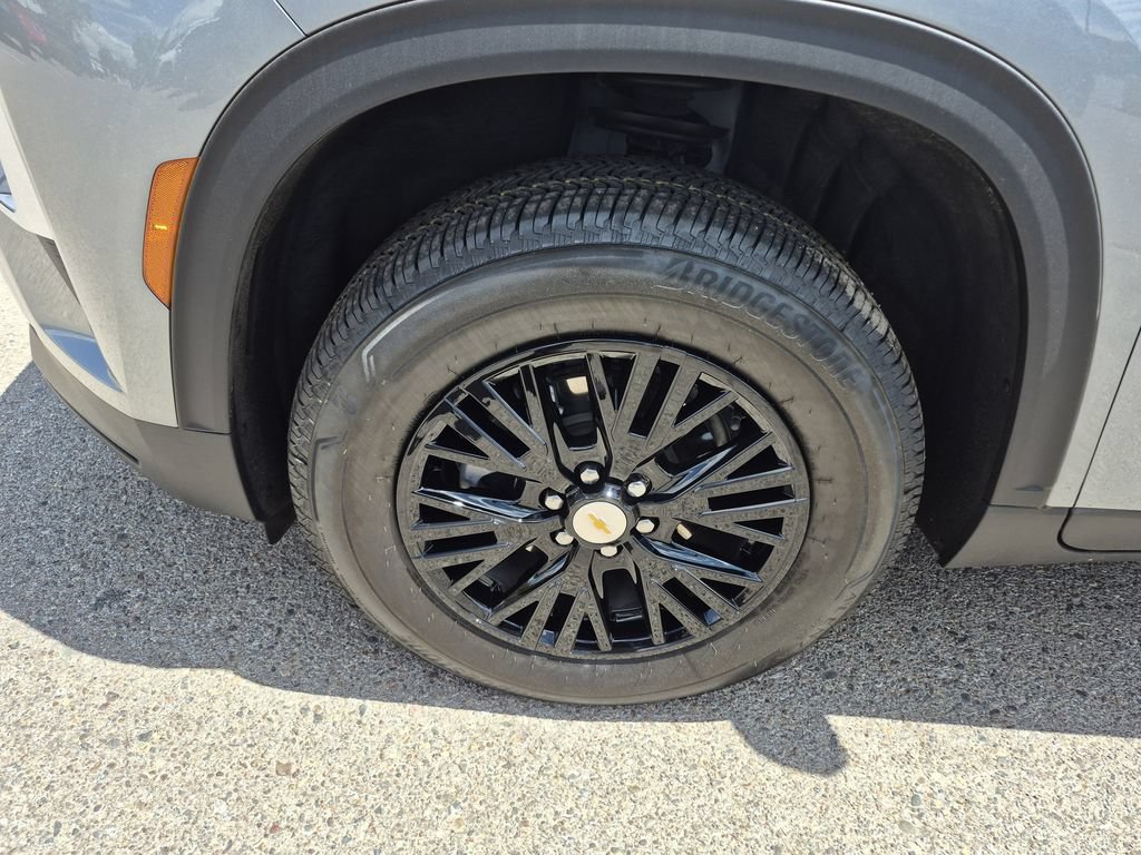 2026 Chevrolet Traverse LT - Photo 16