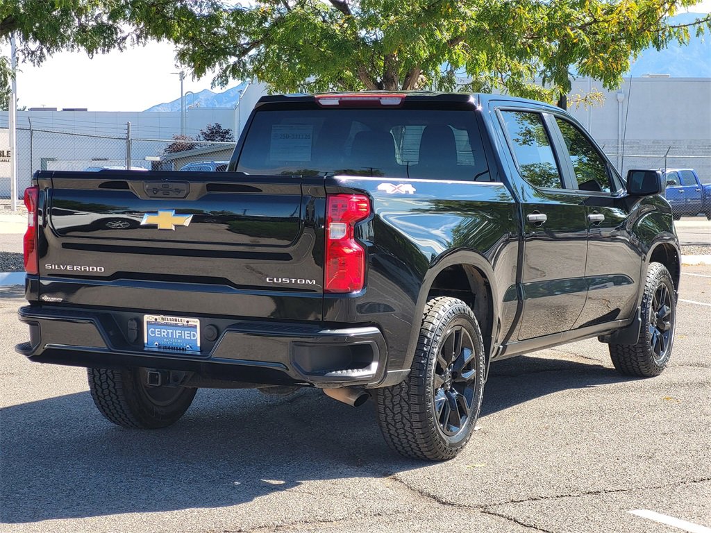2023 Chevrolet Silverado 1500 Custom photo 3