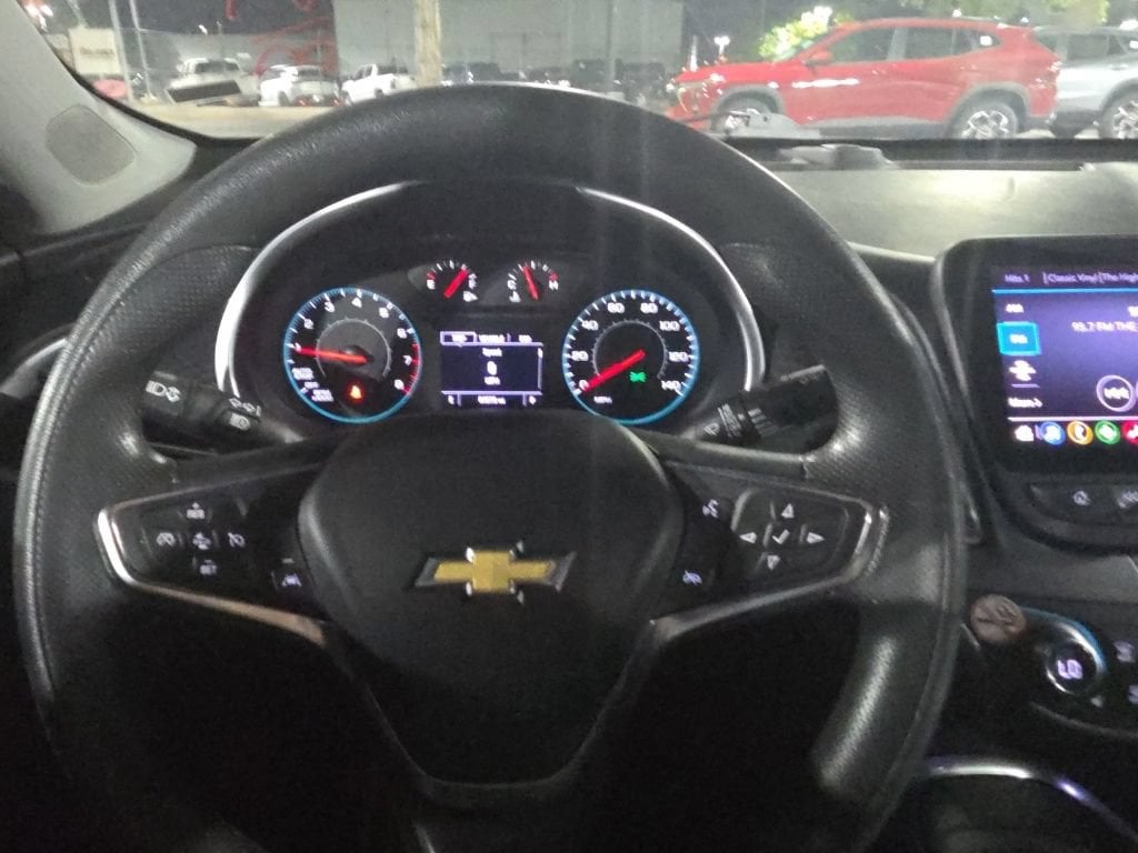 2023 Chevrolet Malibu 1LT - Photo 16