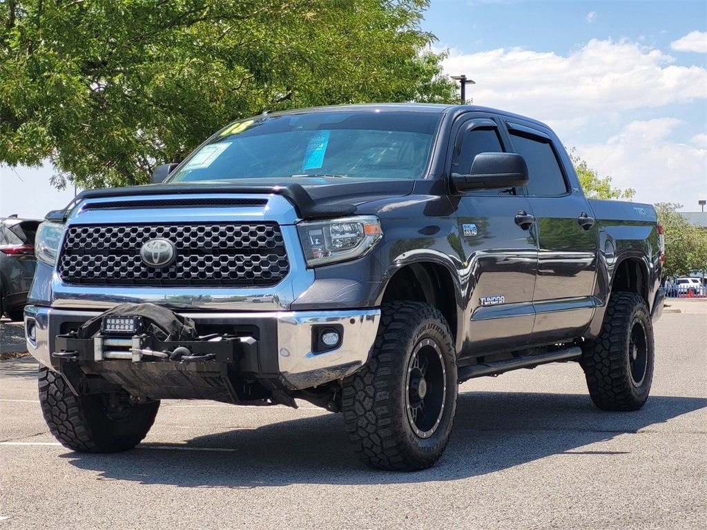 Tundra CrewMax Cab SR5