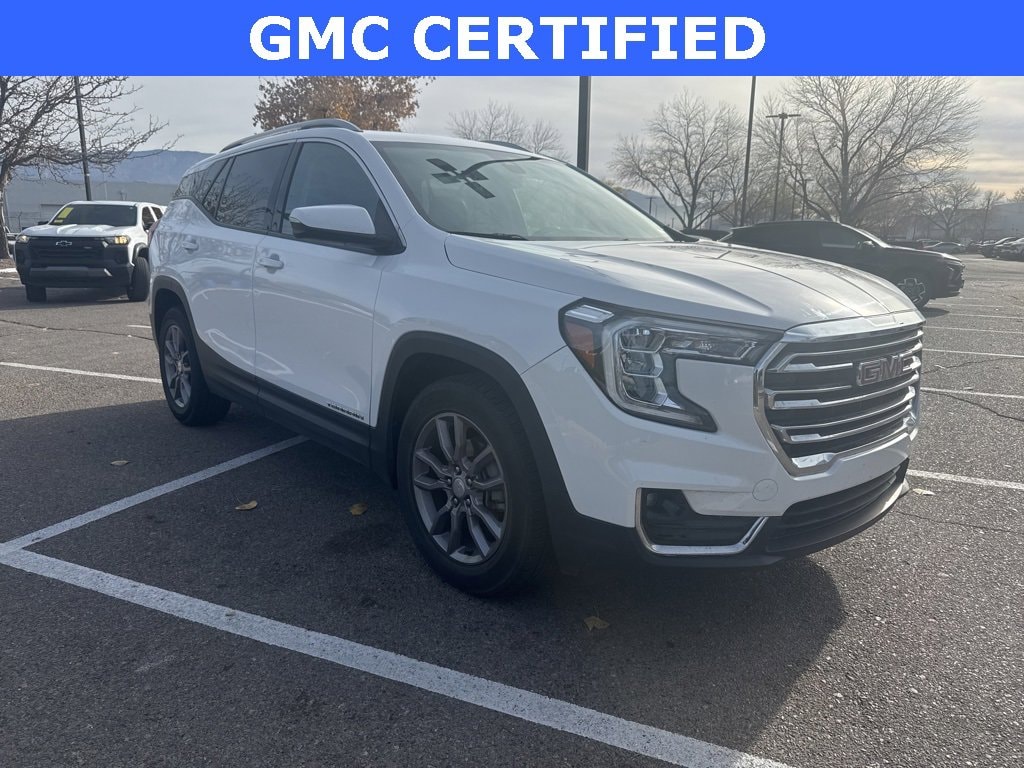 2023 GMC Terrain SLT's photo