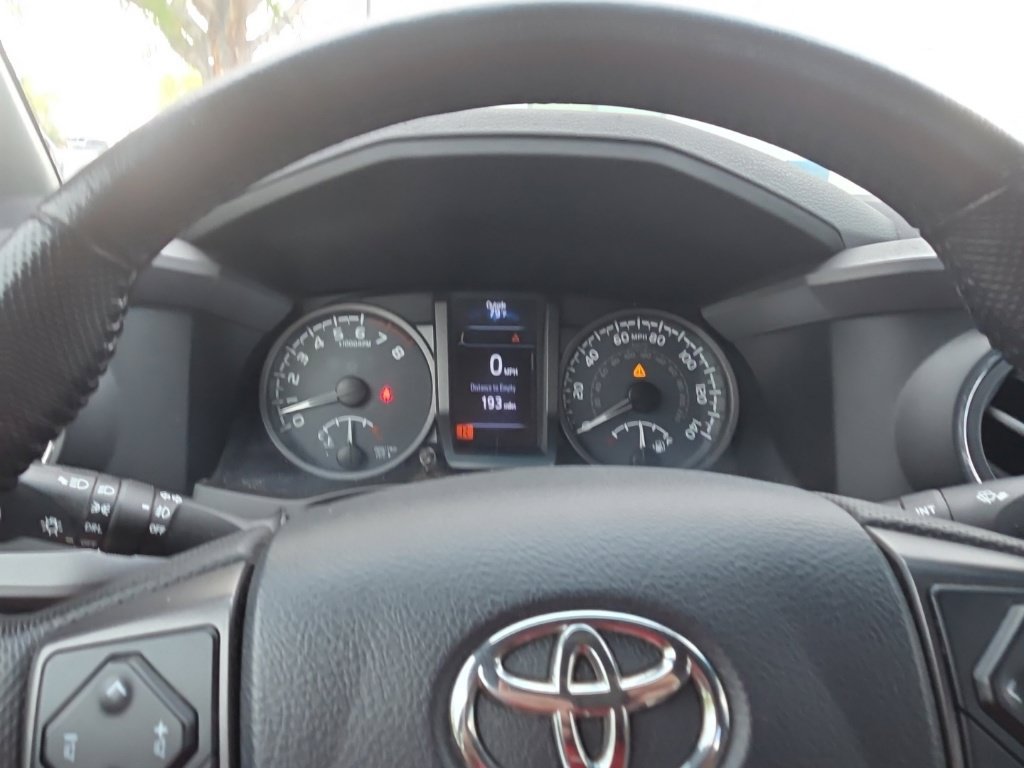 2016 Toyota Tacoma SR - Photo 18