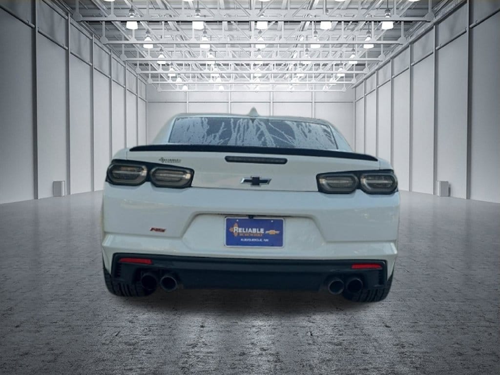 2021 Chevrolet Camaro LT1 - Photo 6