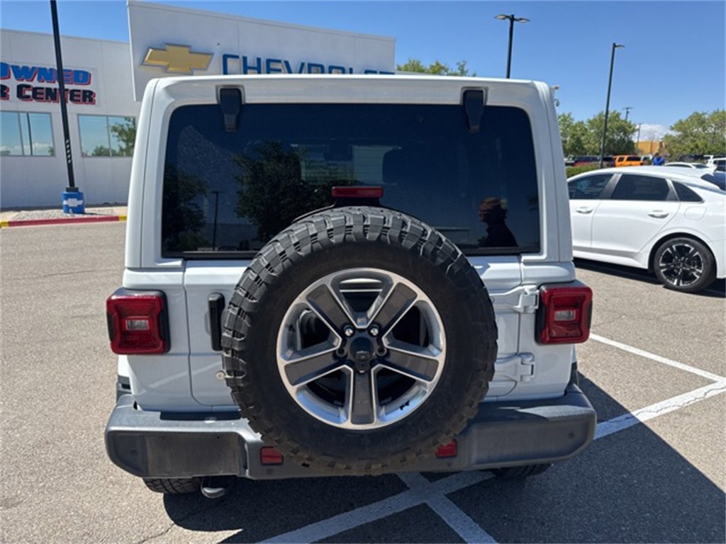 2020 Jeep Wrangler Unlimited Sahara photo 3