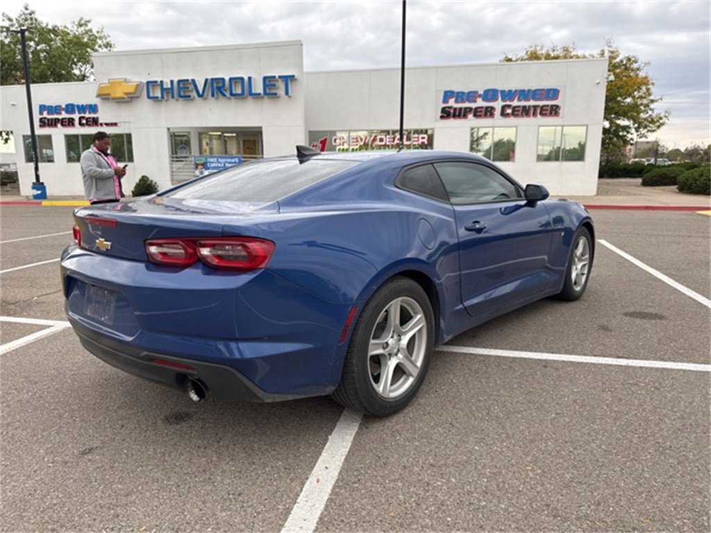 2022 Chevrolet Camaro 1LT photo 3