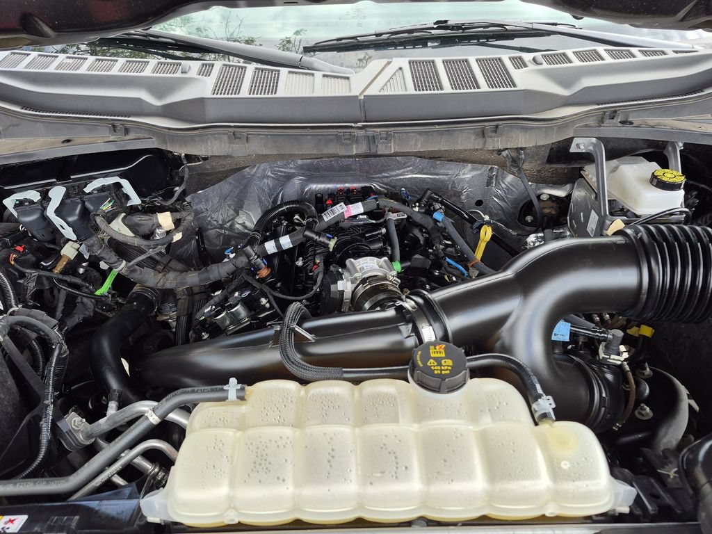 2025 Ford F-150 STX - Photo 18