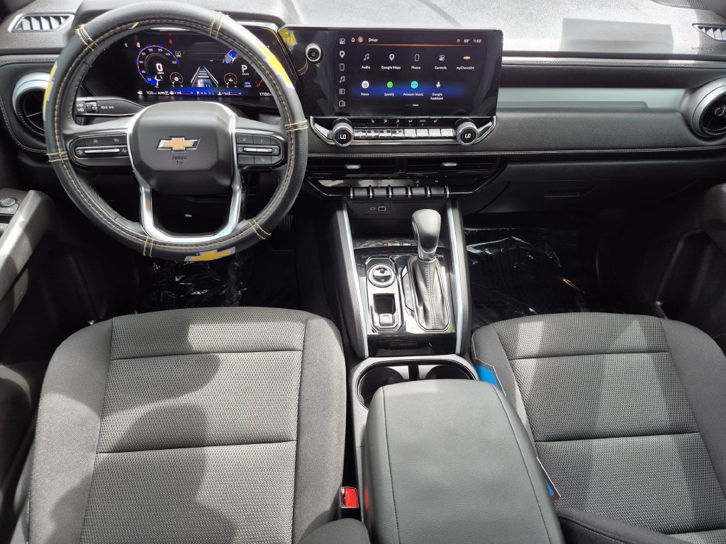 2024 Chevrolet Colorado LT - Photo 17