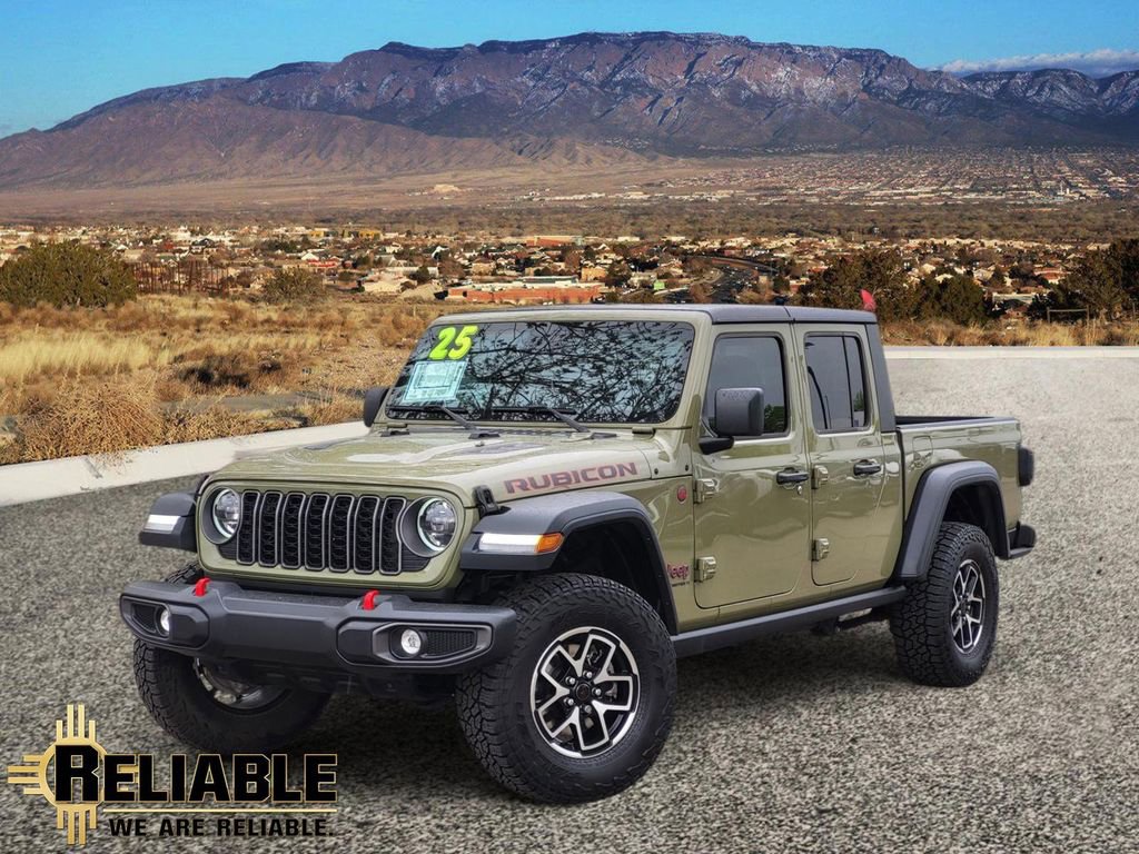 Green 2025 Jeep Gladiator Rubicon Crew Cab 4WD Pickup Truck Four-Wheel Drive Automatic