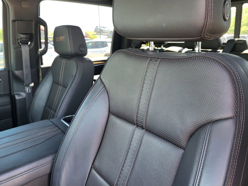 2024 Chevrolet Silverado 2500HD High Country - Photo 18