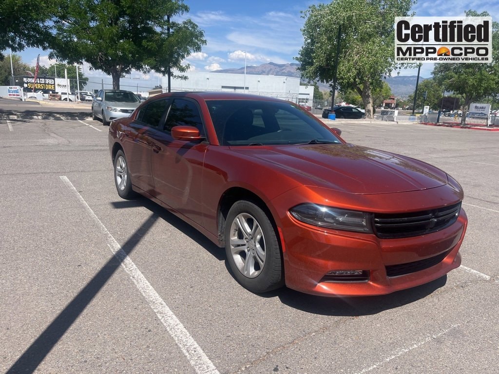 Charger SXT