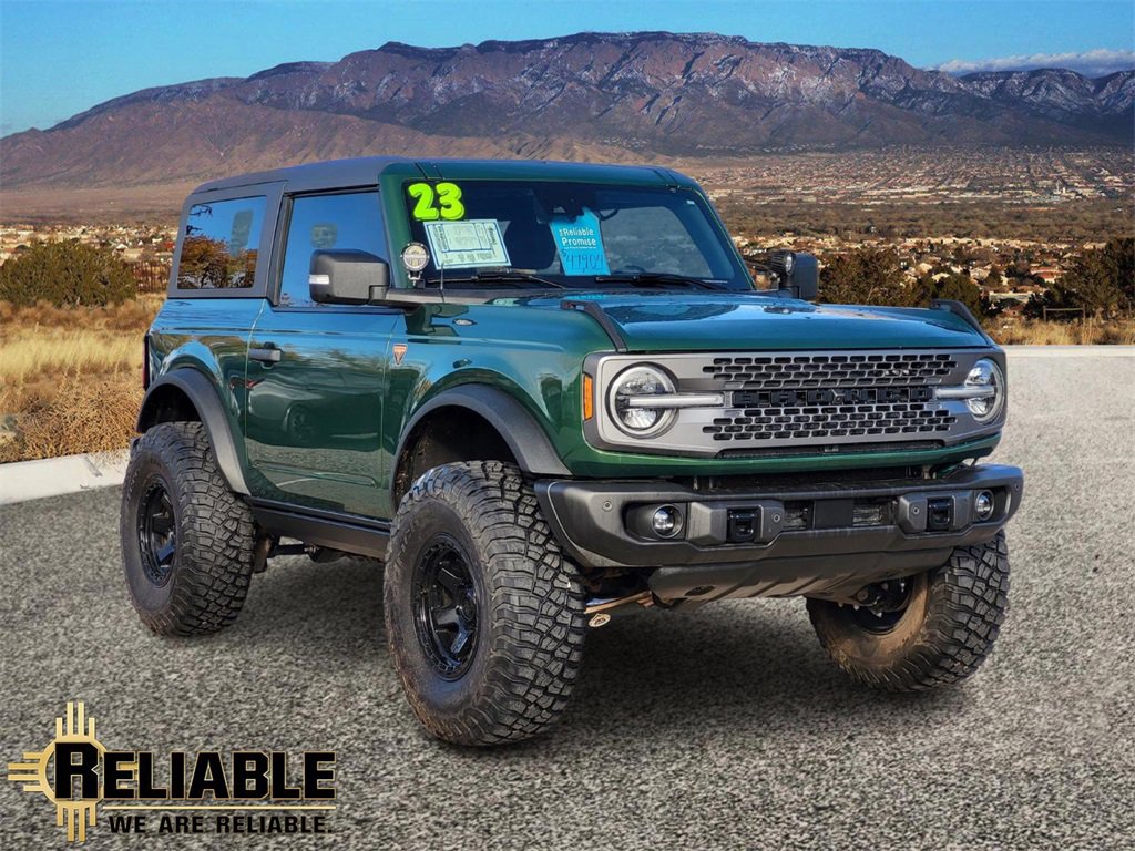 2023 Ford Bronco 2-Door Base's photo
