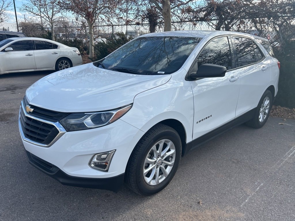 Used 2018 Chevrolet Equinox LS SUV