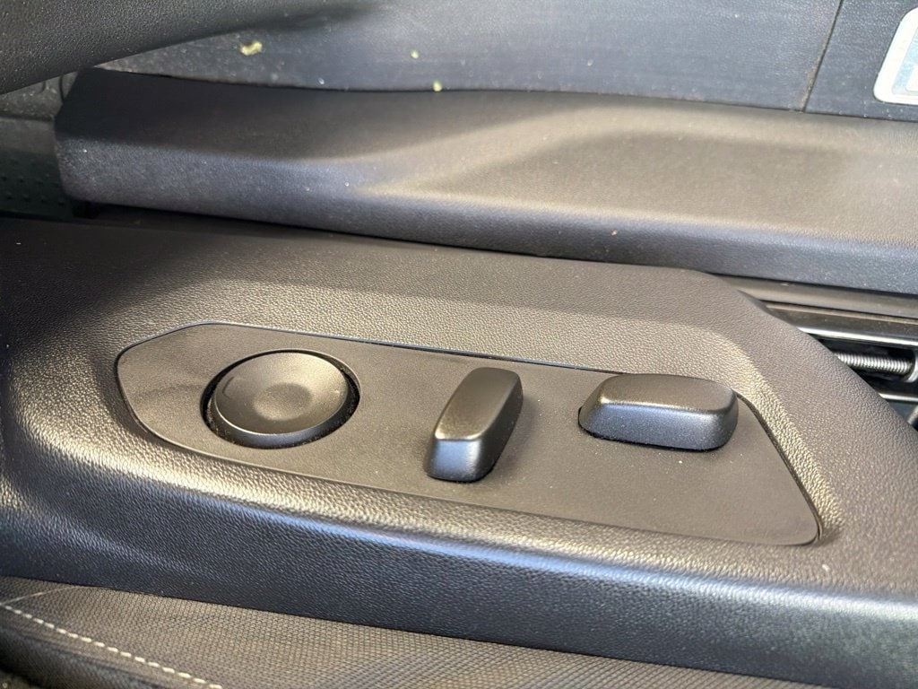 2023 Chevrolet Silverado 1500 LT - Photo 13
