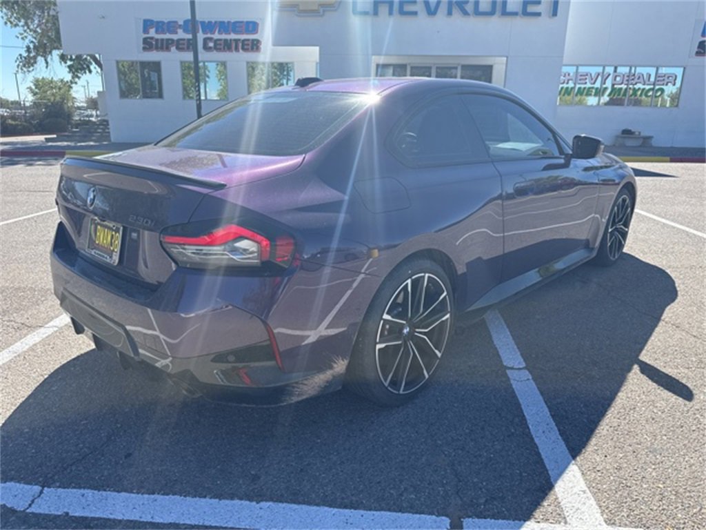 2024 Bmw 230i xDrive photo 2