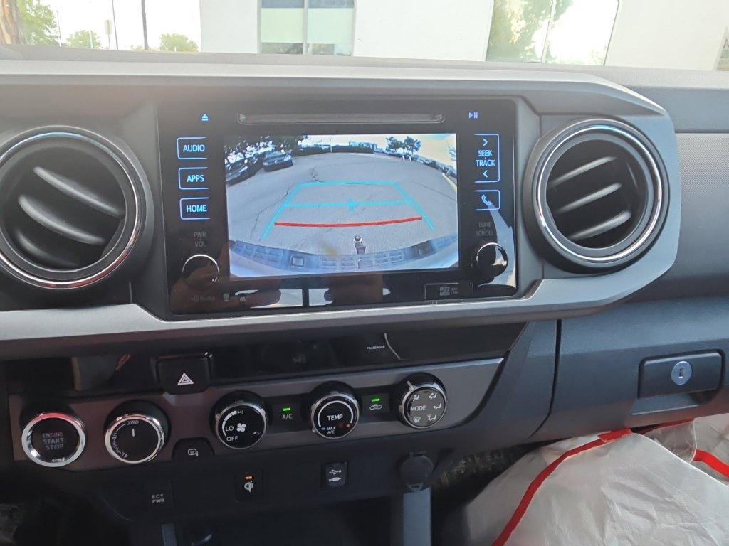 2016 Toyota Tacoma SR - Photo 19
