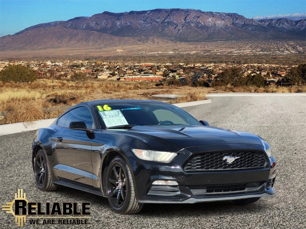 2016 Ford Mustang V6