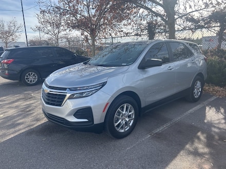 2022 Chevrolet Equinox LS SUV