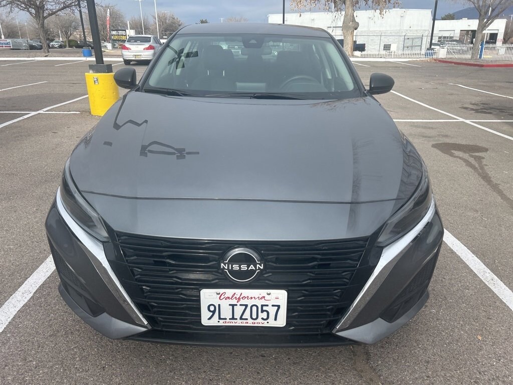 Used 2024 Nissan Altima 2.5 SV