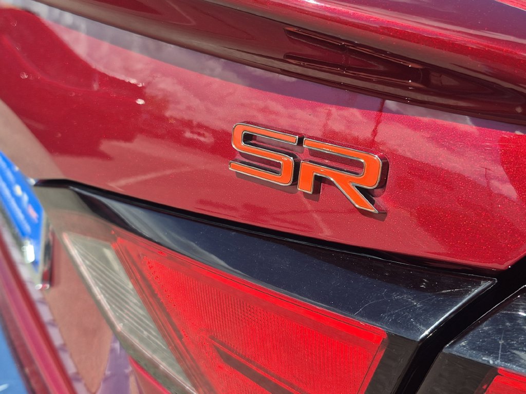 2023 Nissan Altima SR FWD - Photo 14