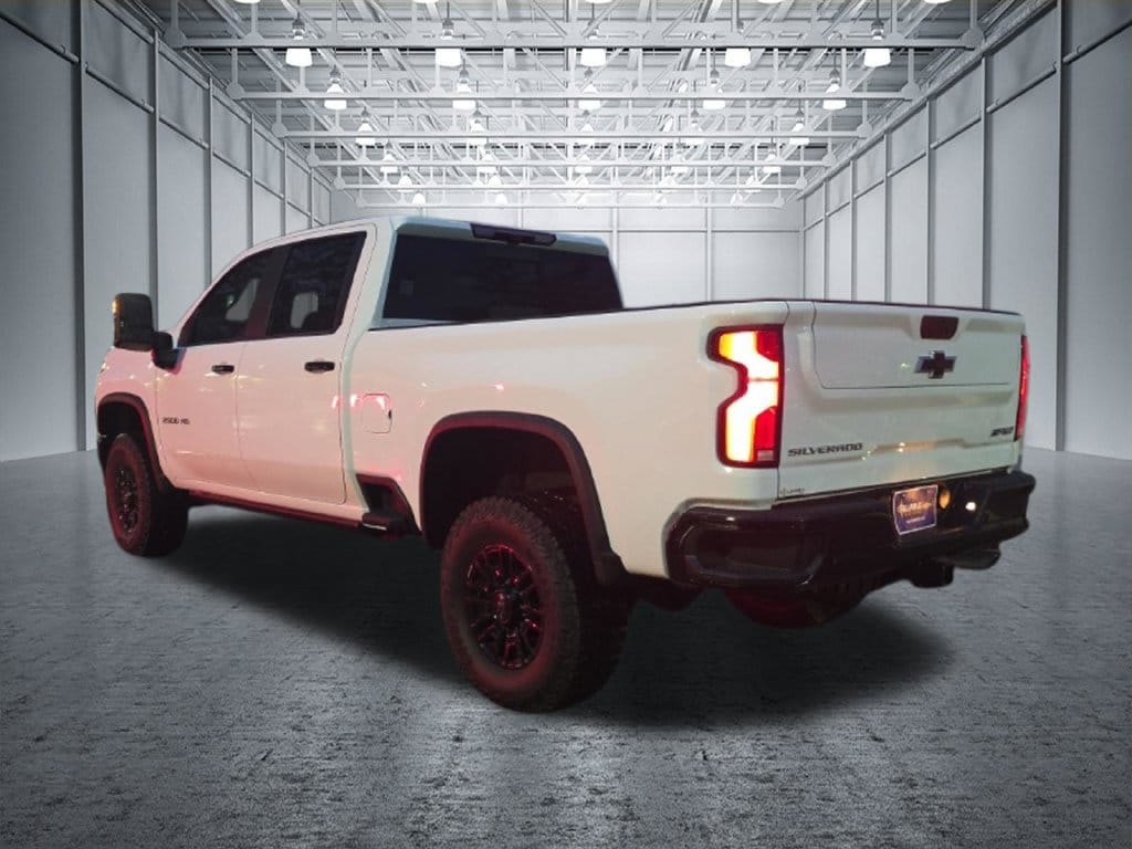 2026 Chevrolet Silverado 2500HD ZR2 - Photo 6