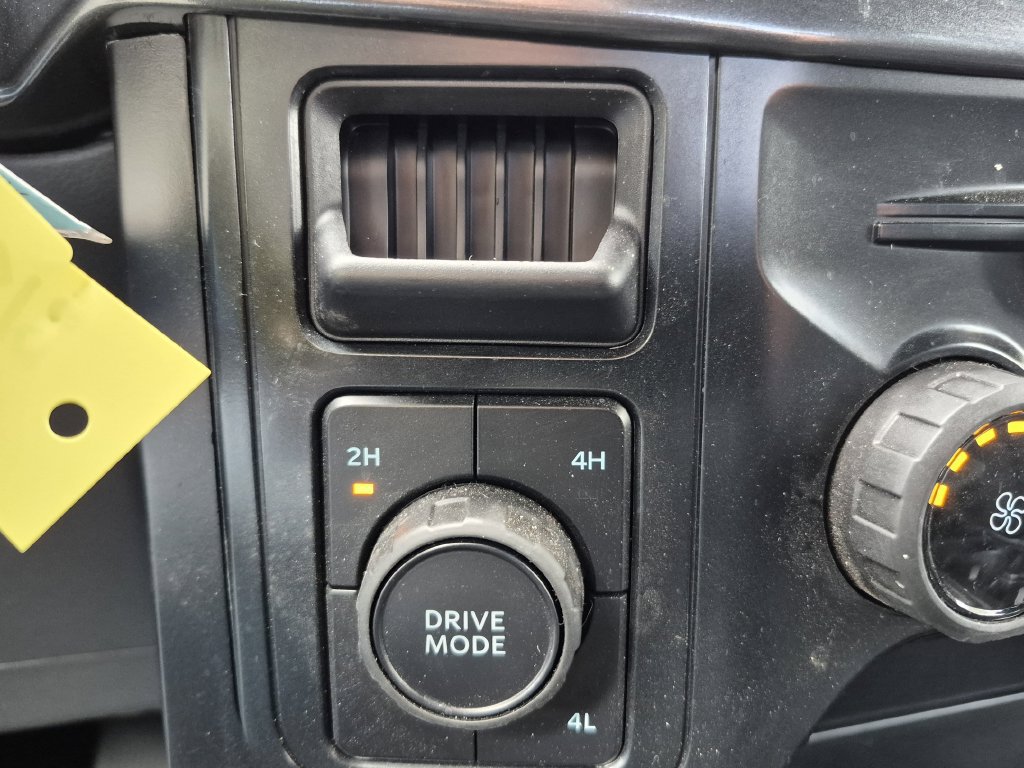2025 Ford F-150 STX - Photo 26