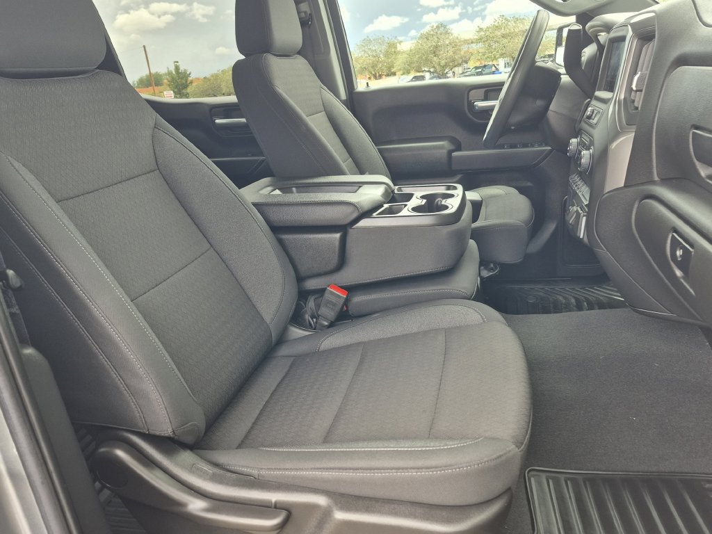 2025 Chevrolet Silverado 1500 Custom - Photo 15