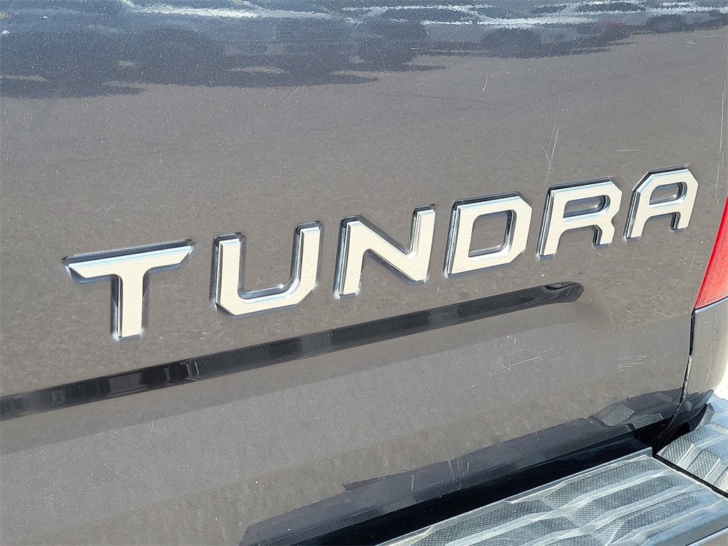 Tundra CrewMax Cab SR5