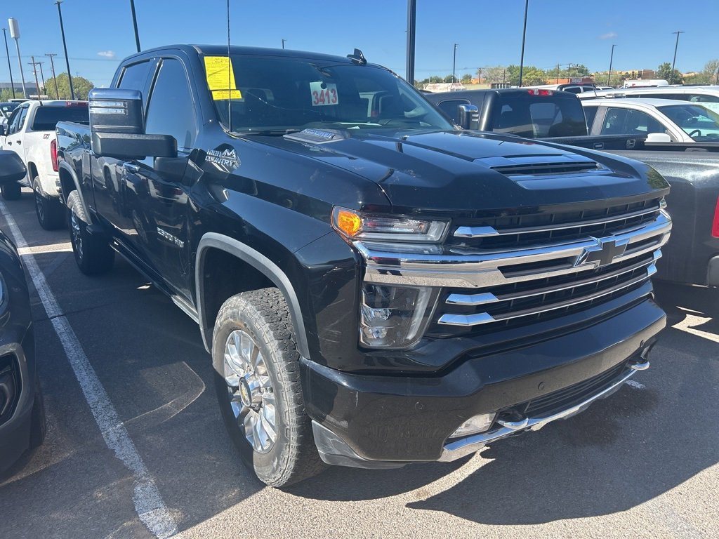 2023 Chevrolet Silverado 2500HD High Country photo 3