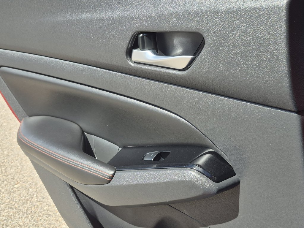 2023 Nissan Altima SR FWD - Photo 11