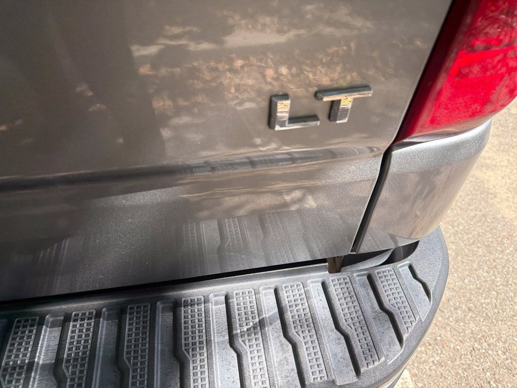 2023 Chevrolet Silverado 1500 LT - Photo 7